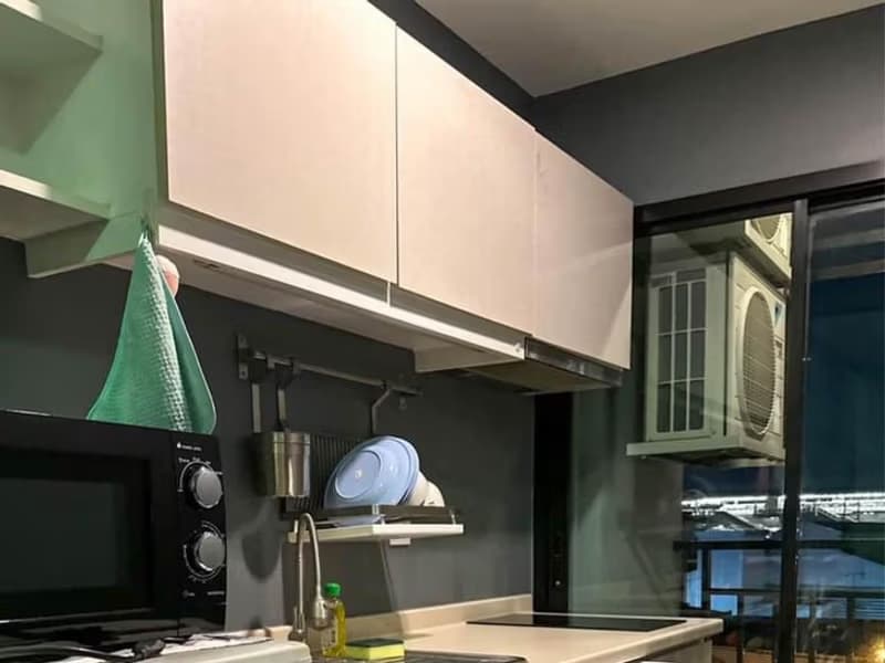 1 Bedroom Condo
