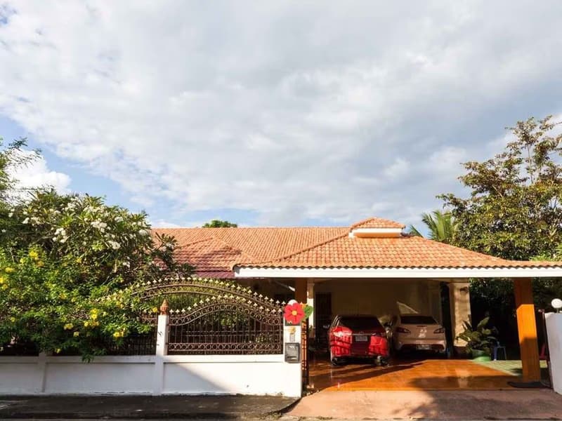 House for Sale at Siwalai San Kamphaeng