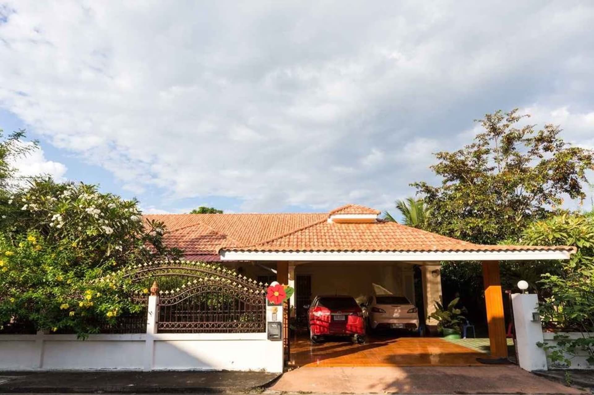House for Sale at Siwalai San Kamphaeng - Image 1