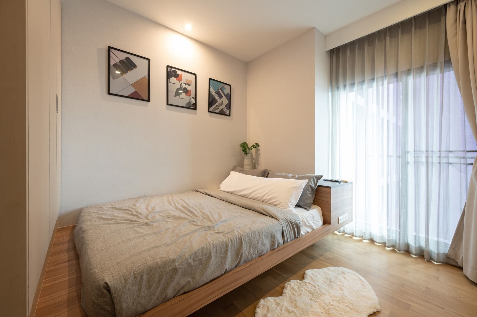 Condo for Sale at Noble Reveal - Image 29