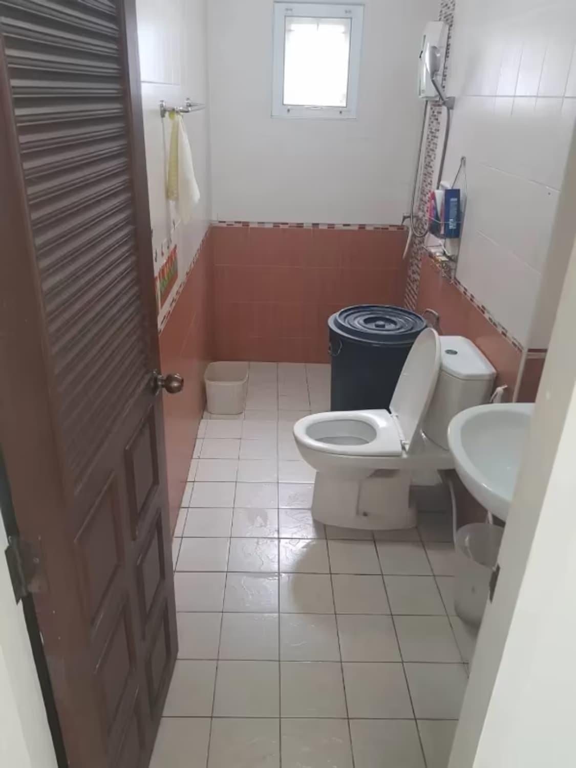 3 Bedroom House - Image 8