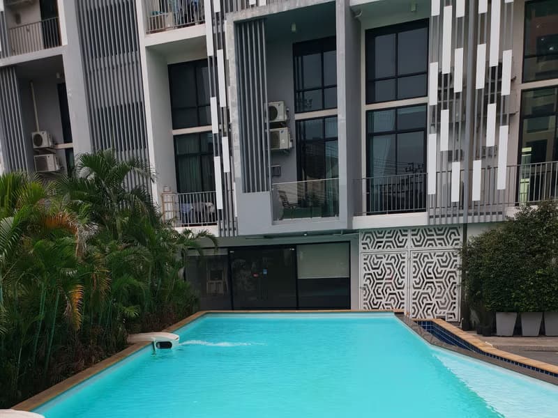 Condo for Rent at Beyond Sukhumvit Condominium