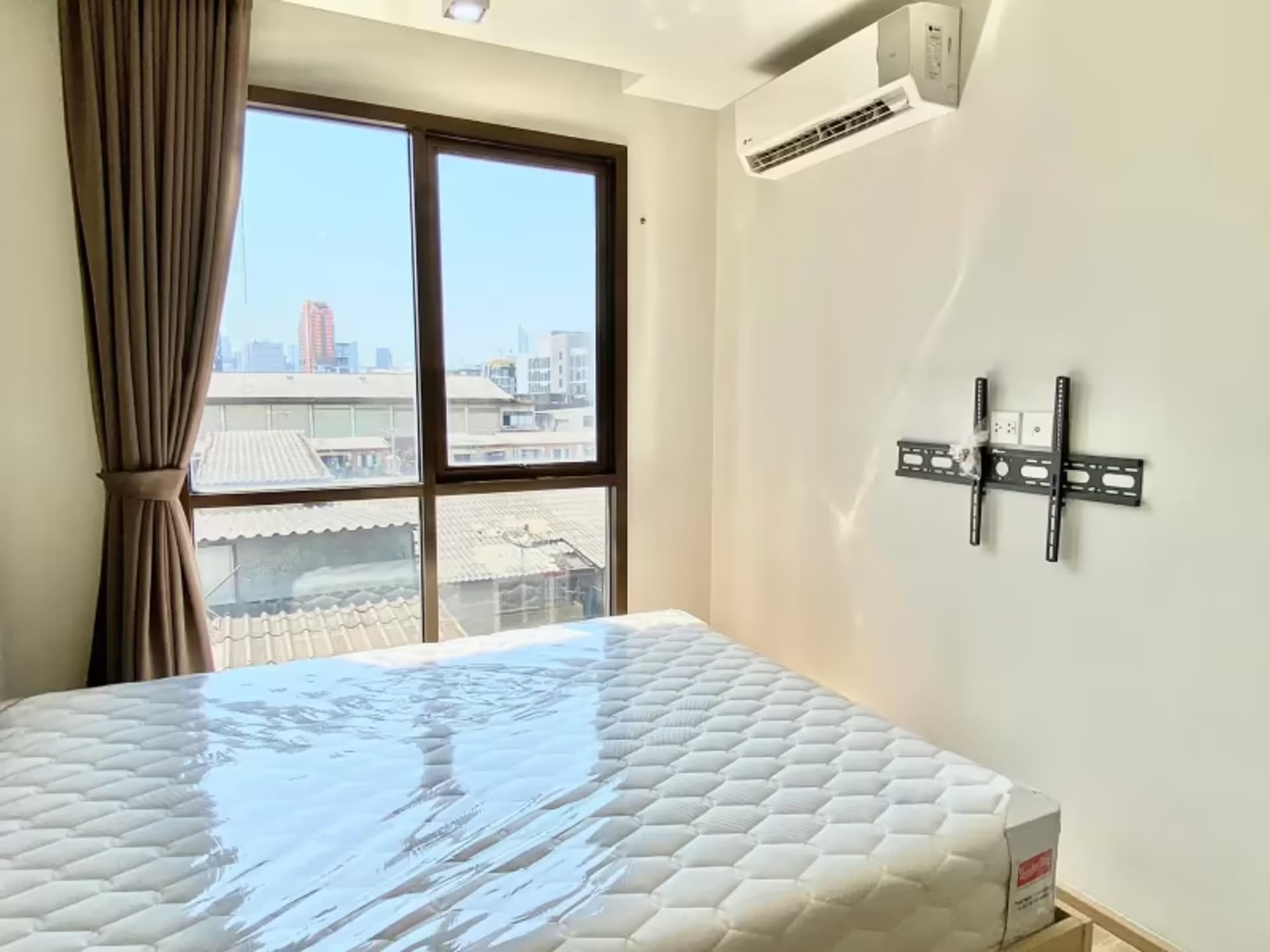 1 Bedroom Condo - Image 7