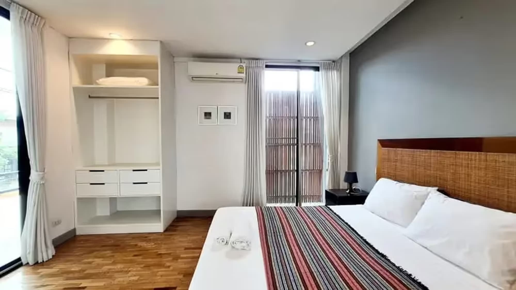 4 Bedroom House - Image 13