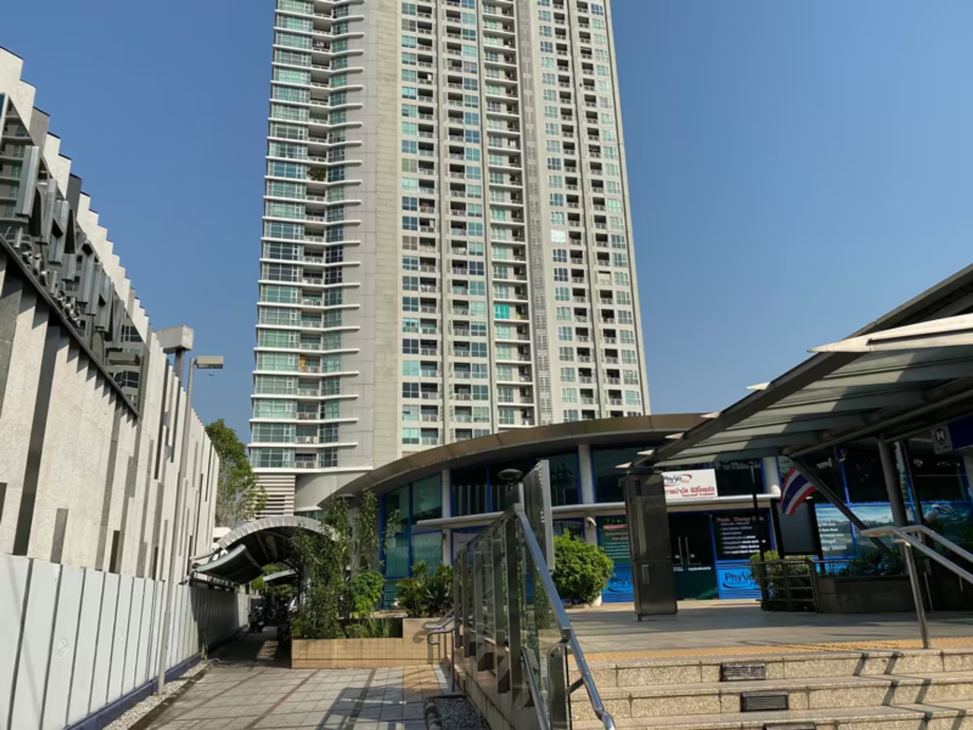 2 Bedroom Condo - Image 8