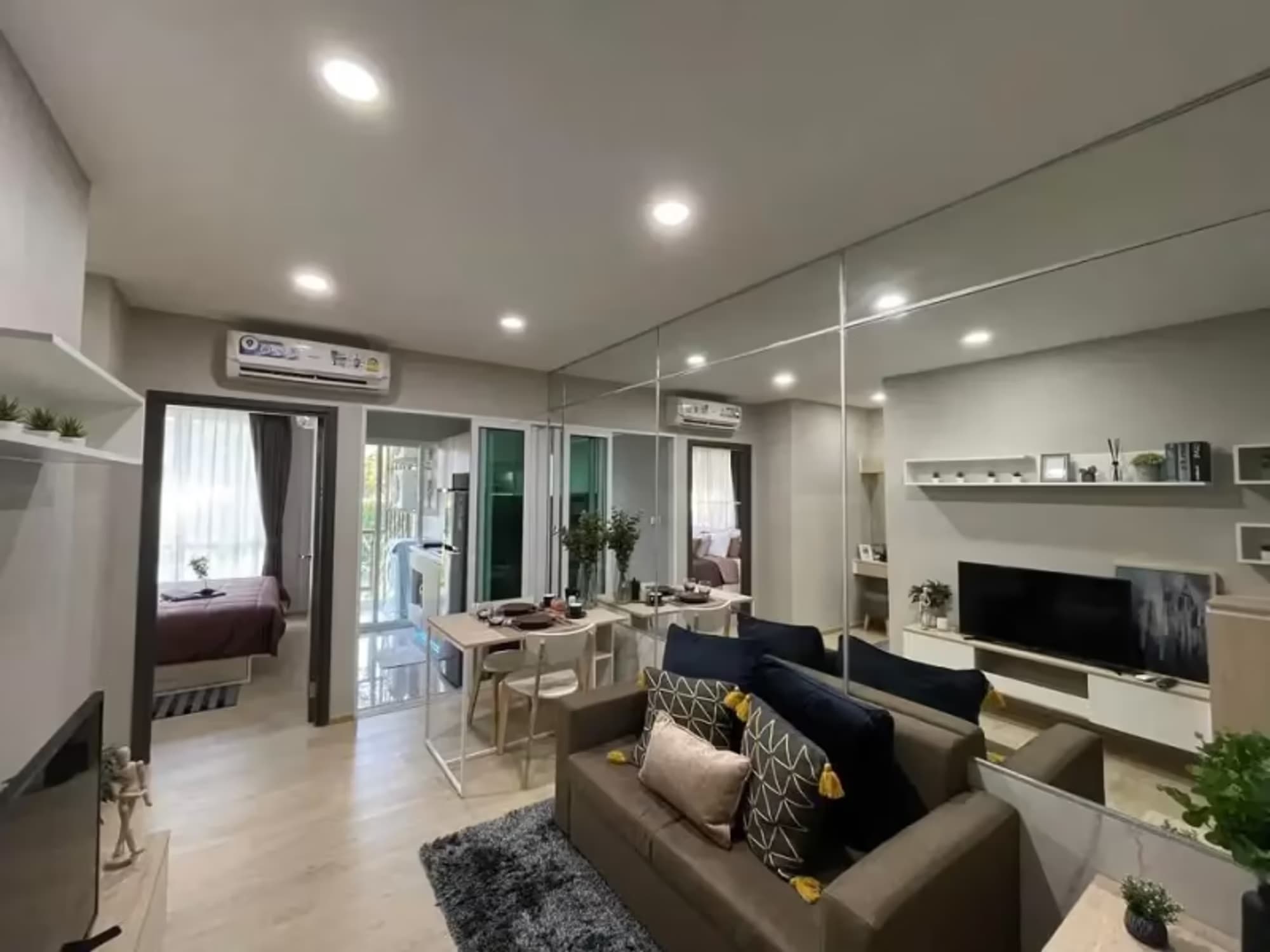 1 Bedroom Condo - Image 4