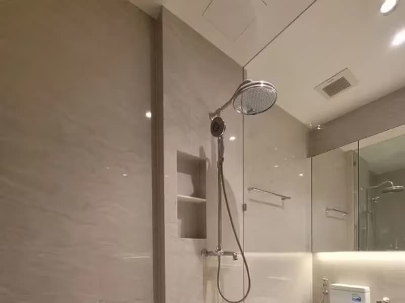 1 Bedroom Condo