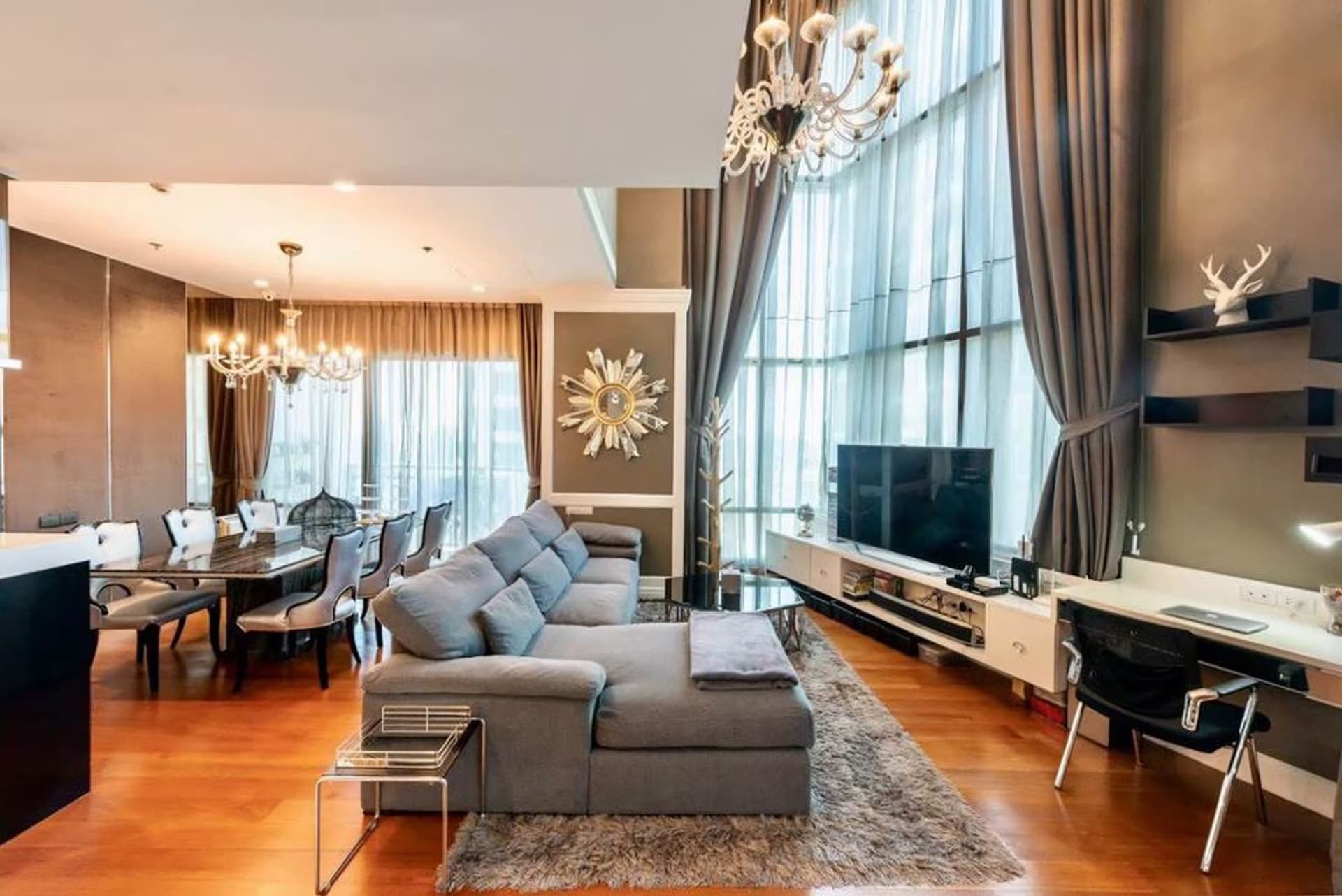 3 Bed Condo for Rent and Sale in Khlong Toei - Image 1