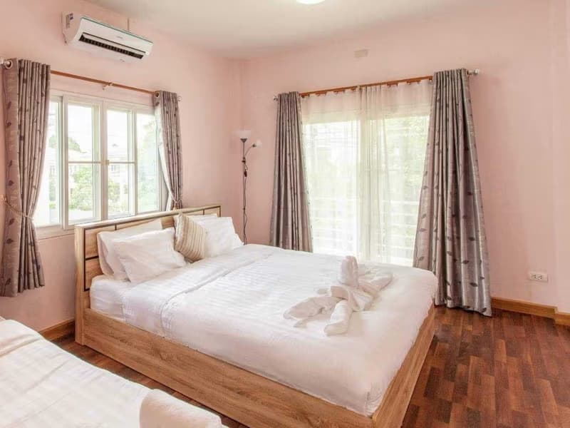 4 Bed House for Rent in Mueang Chiang Mai