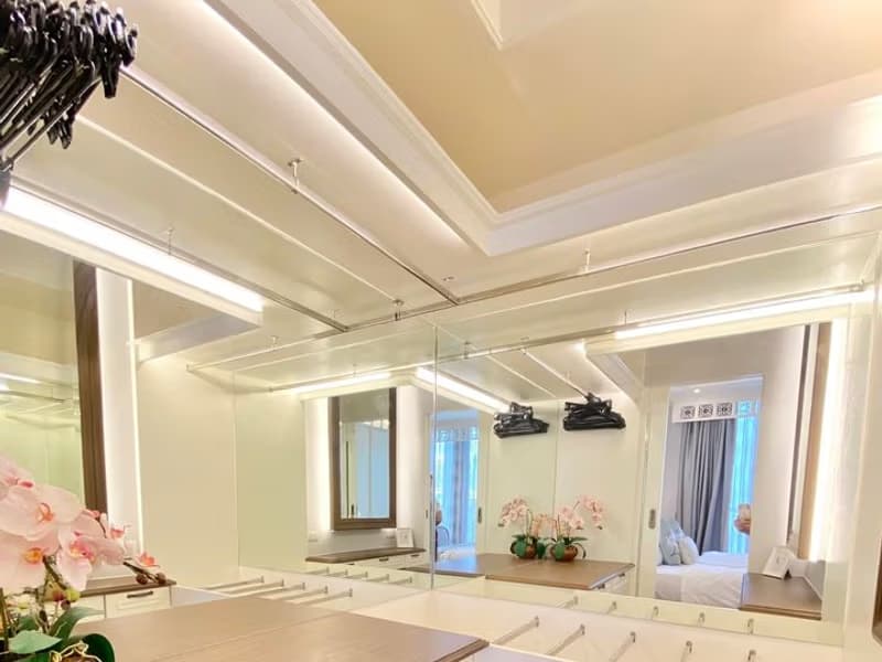  Park 24 (Park Origin Phrom Phong)