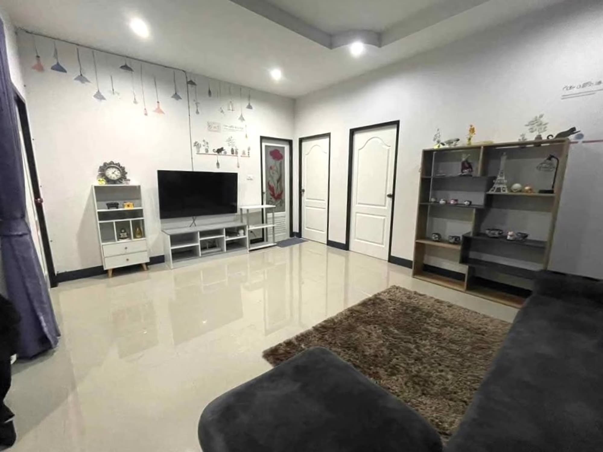2 Bed House for Rent in Hang Dong District - Image 5