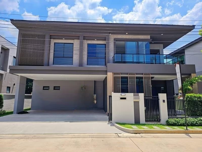 4 Bed House for Rent and Sale in Bang Phli
