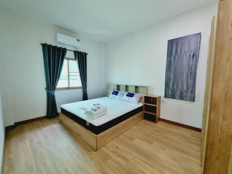 4 Bed House for Rent in Hang Dong