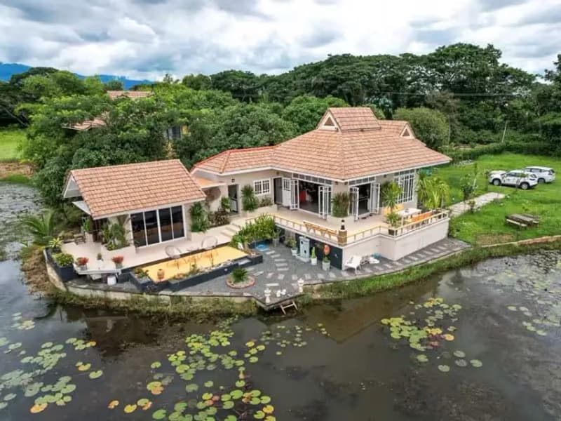 2 Bedroom House