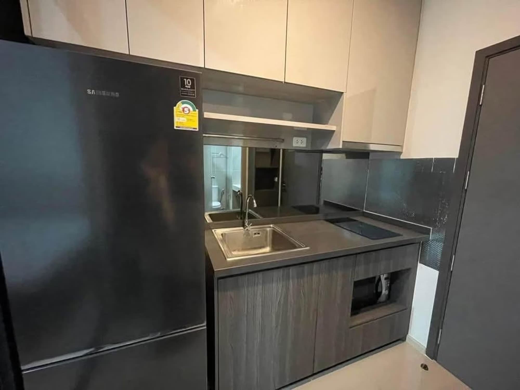 Studio Condo for Rent in Din Daeng - Image 4
