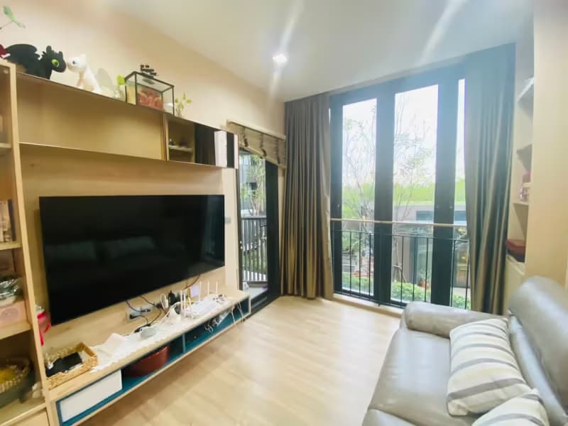 1 Bedroom Condo