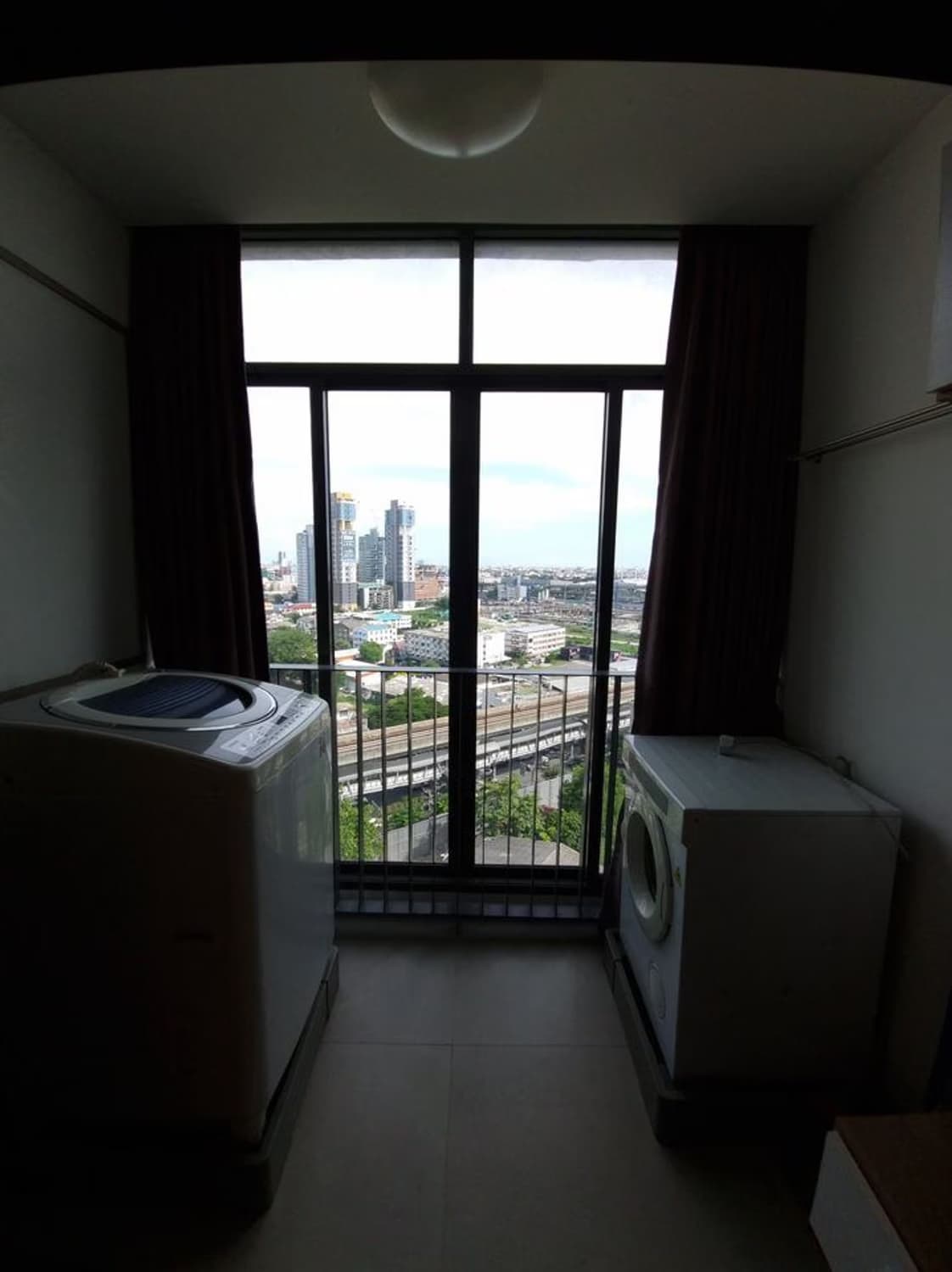 Studio Condo for sale - Image 10
