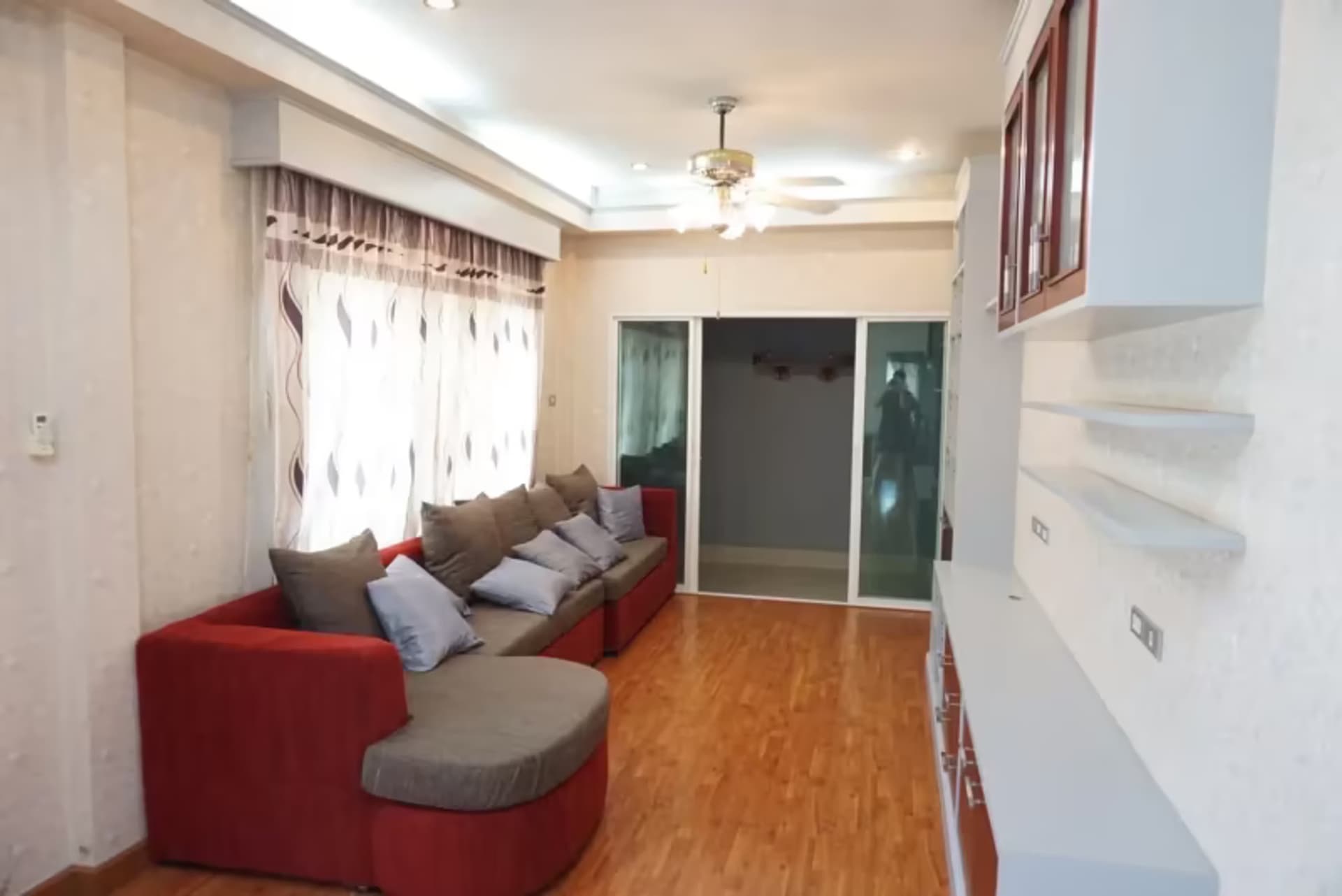 2 Bedroom House - Image 3