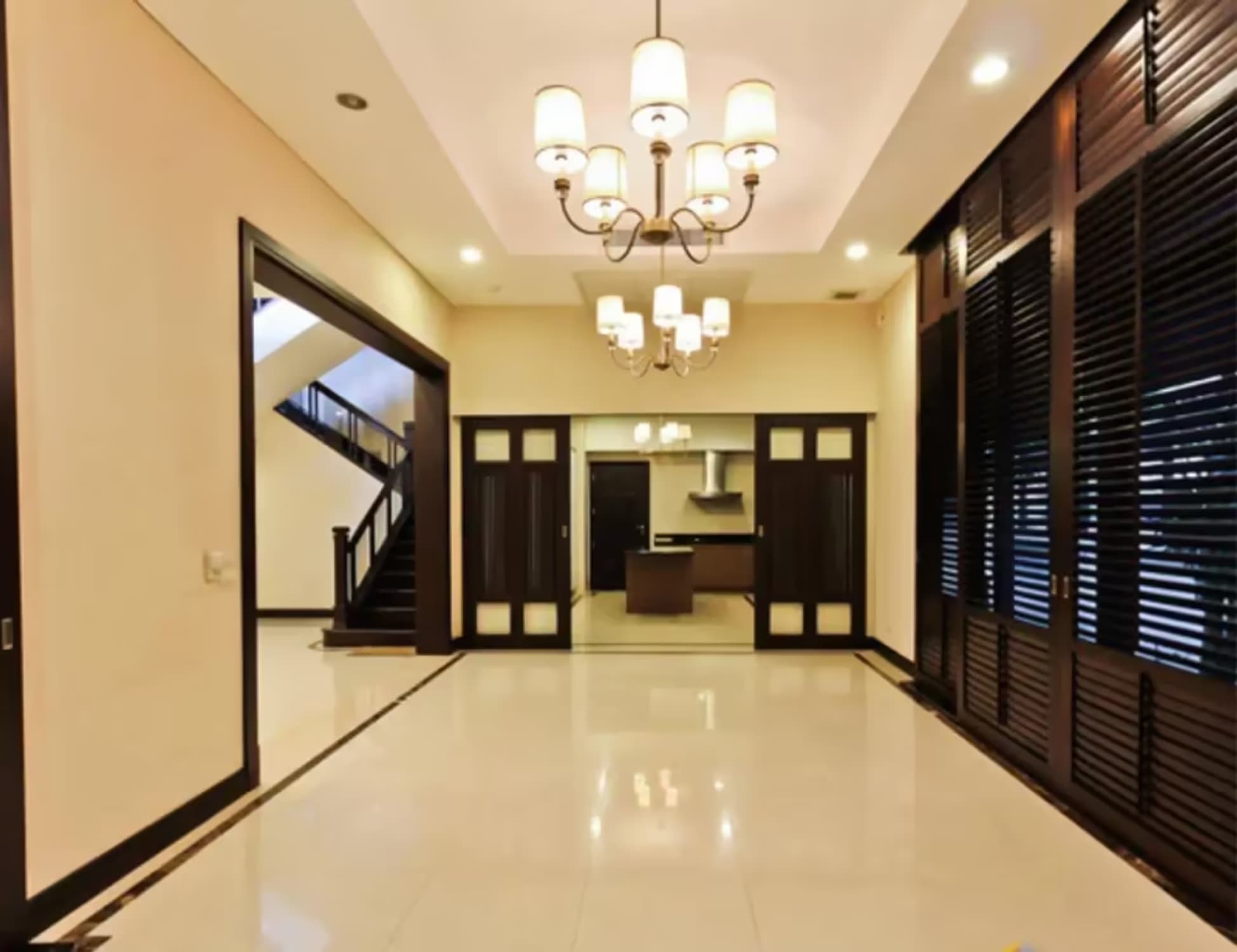 4 Bedroom House - Image 6