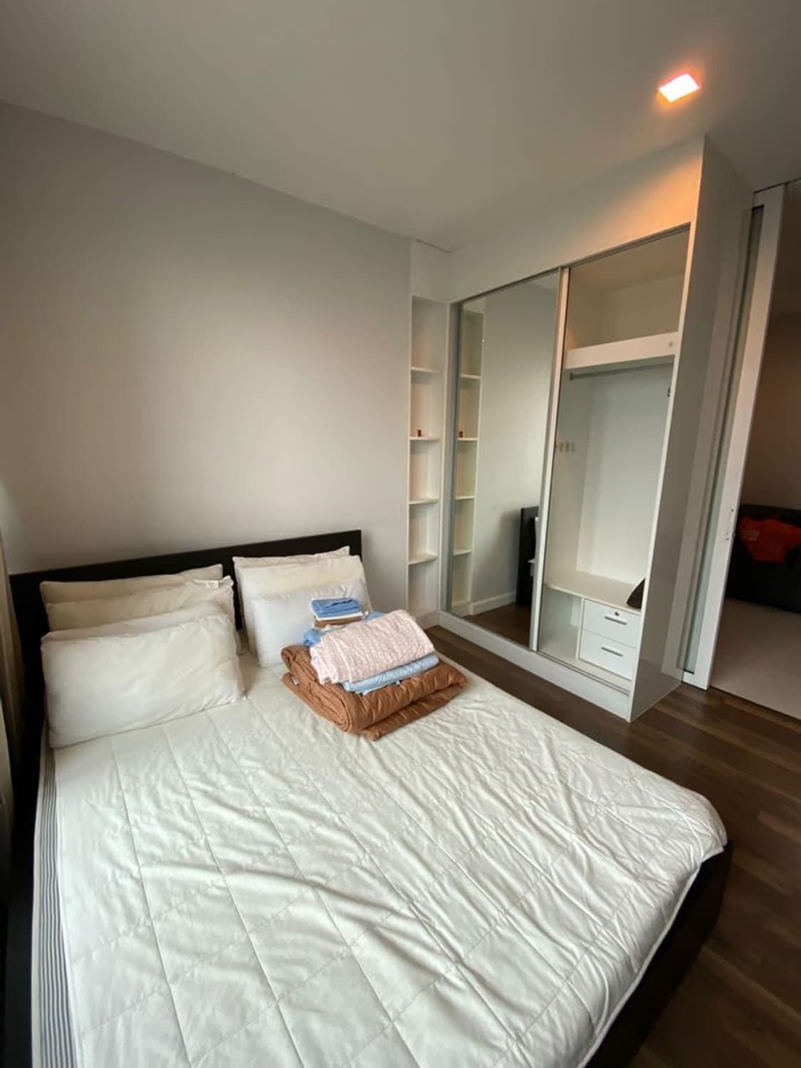  - Image 5