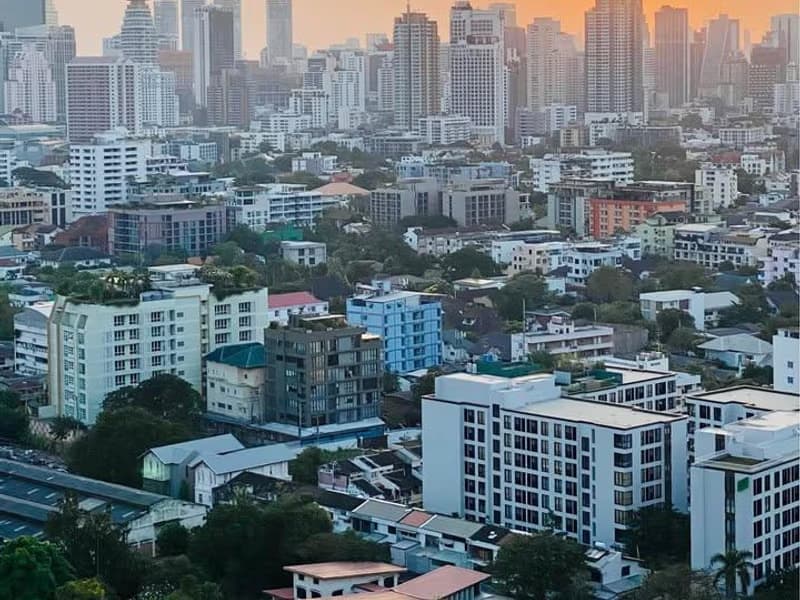 2 Bed Condo for Sale in Huai Khwang