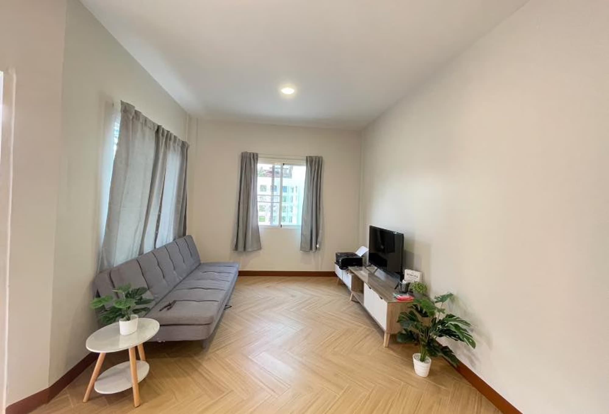 2 Bed House for Rent in Mueang Chiang Mai - Image 9