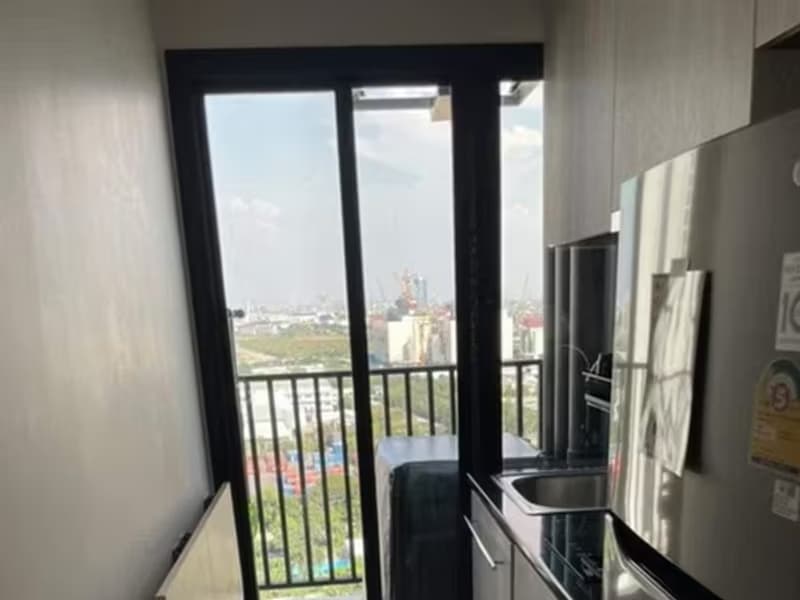 1 Bedroom Condo
