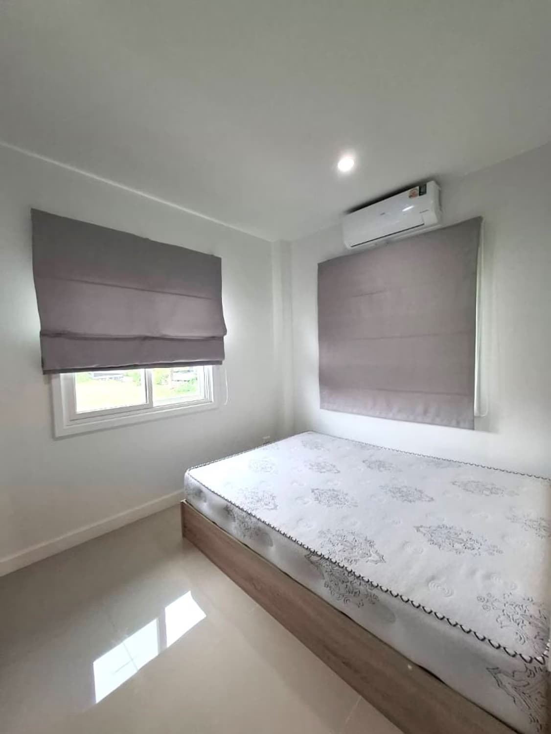 3 Bed House for Rent in Saraphi - Image 7