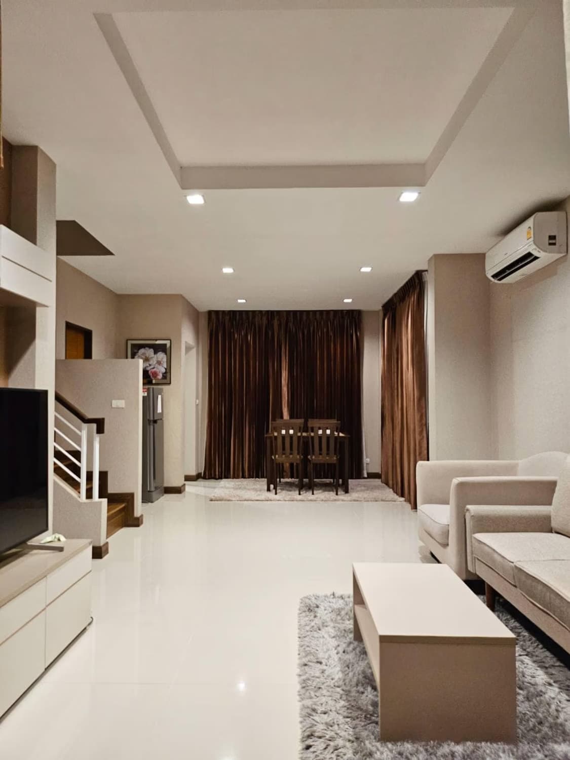 3 Bed House for Rent in Saraphi - Image 2