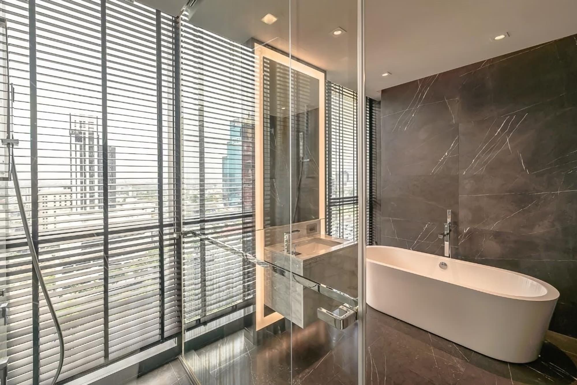 2 ห้องนอน Condo สำหรับ จำหน่าย ใกล้ Thong Lo BTS - Image 4