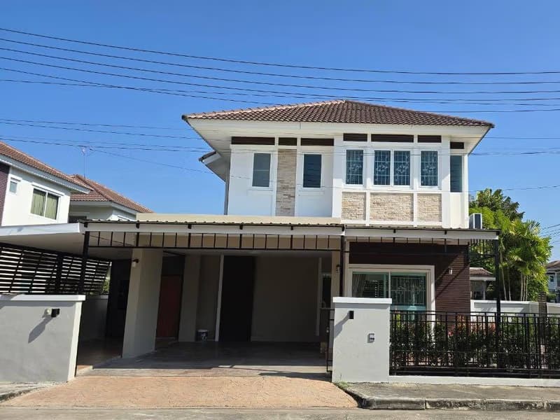 3 Bed House for Rent in Doi Saket District