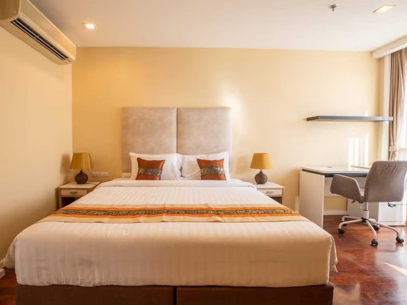 Condo for Rent at GM Service Apartment