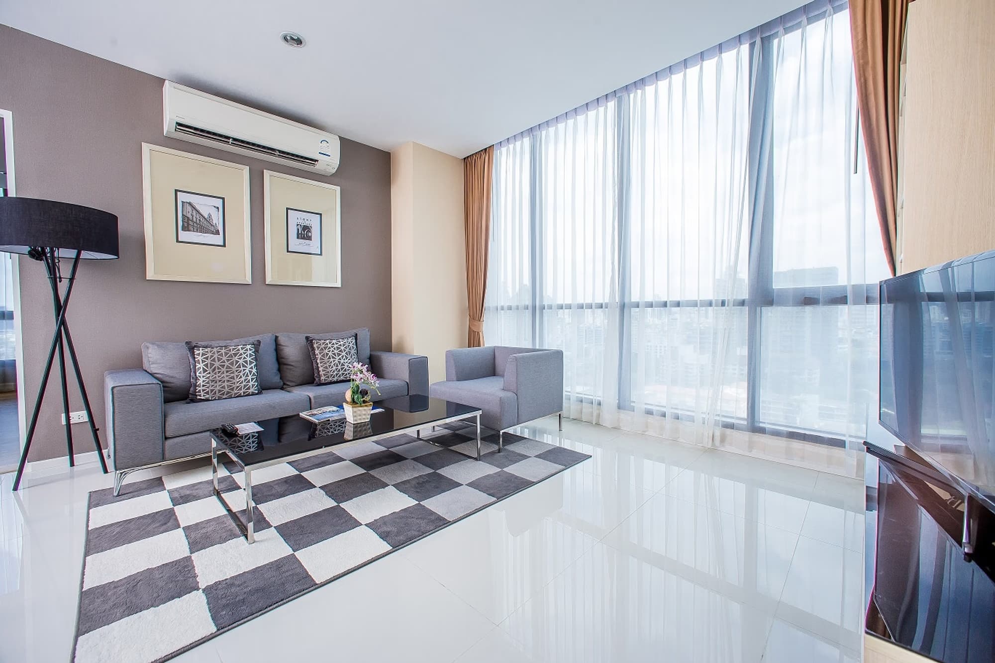 1 Bed Condo for Rent in Watthana - Image 1