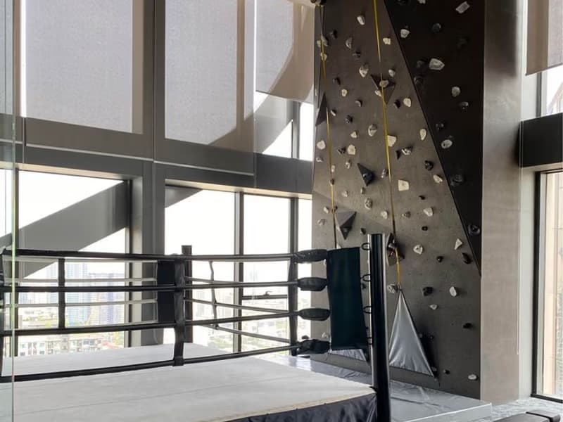 2 Bed Condo for Rent and Sale  Near Phetchaburi MRT