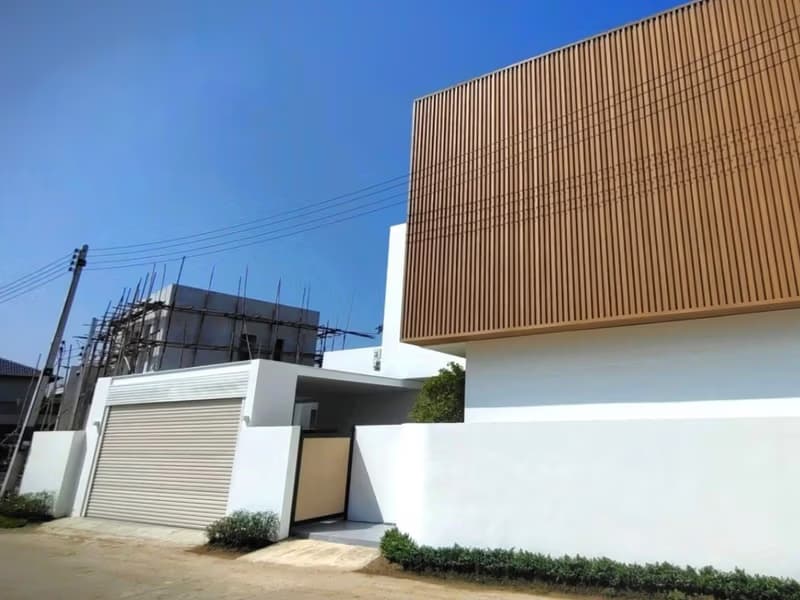 3 Bed House for Rent and Sale in San Kamphaeng District