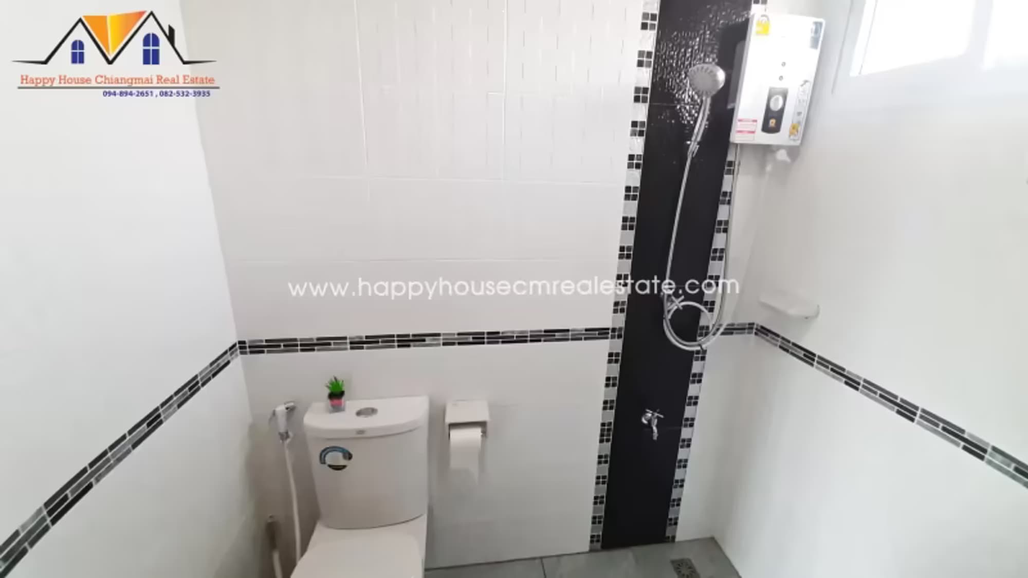 2 Bedroom House - Image 7