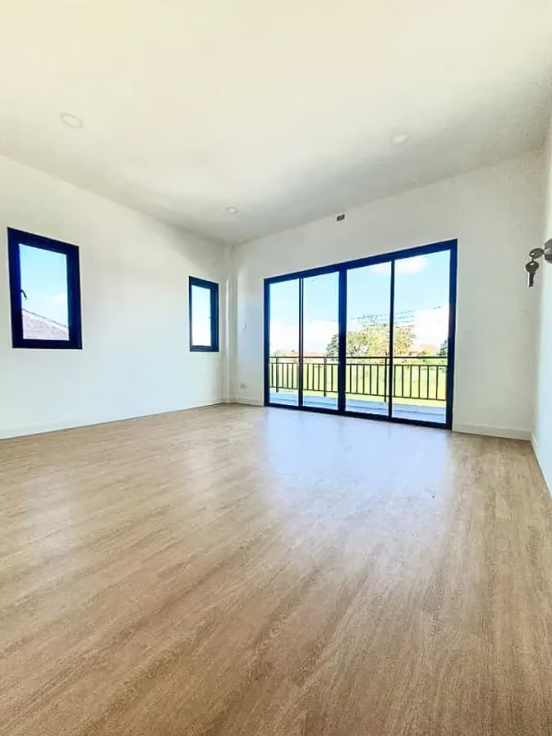 3 Bedroom House - Image 2