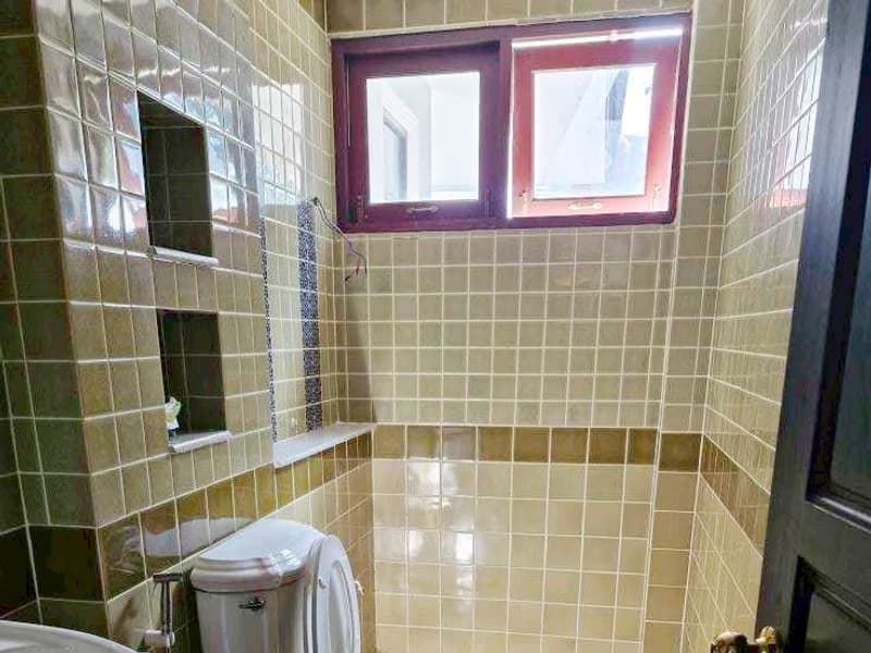 6 Bed House for Rent in Hang Dong
