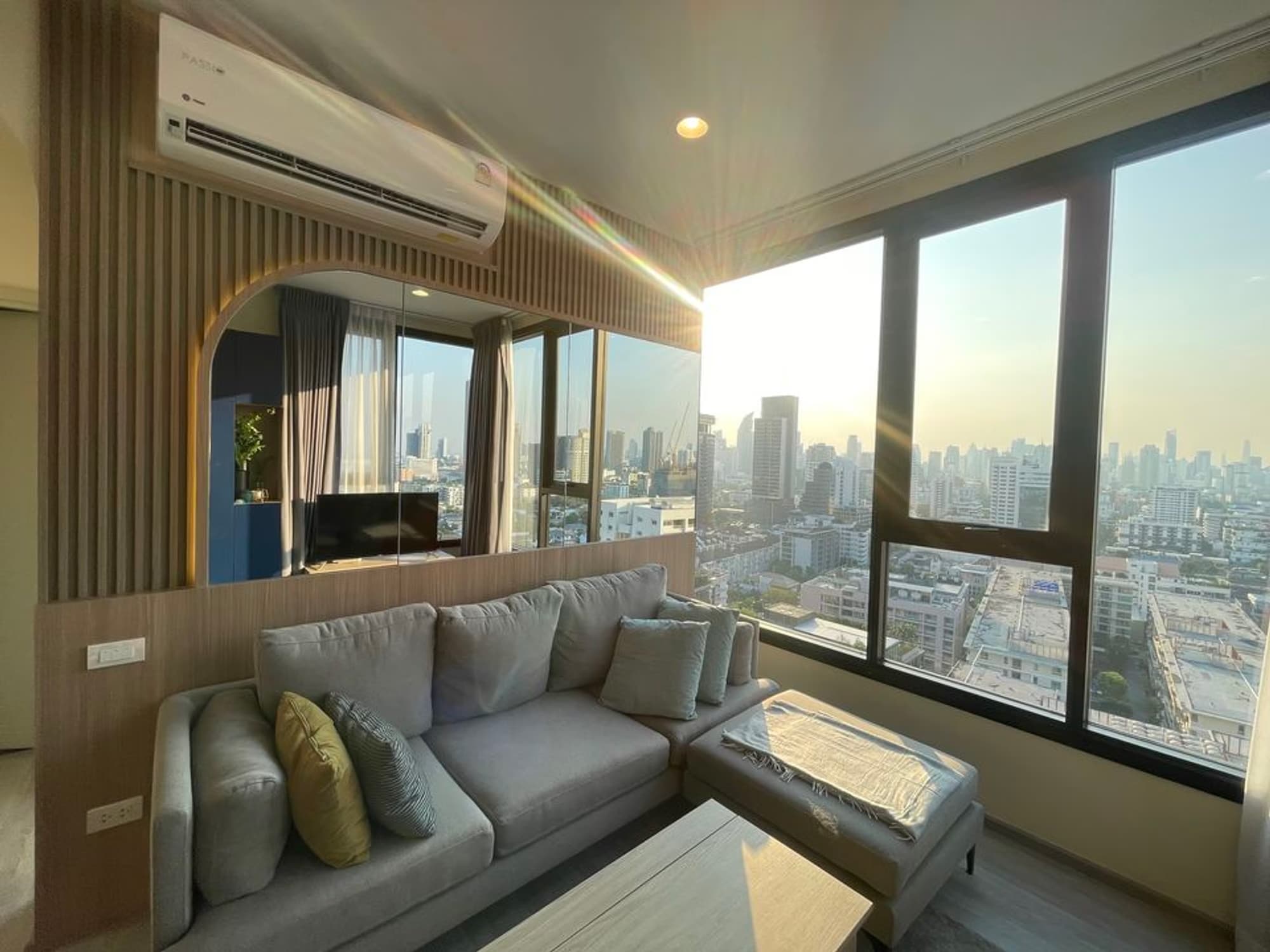 Condo for Rent at XT Ekkamai - Image 1