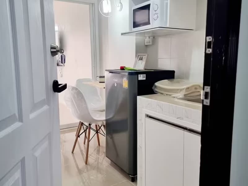 1 Bedroom Condo