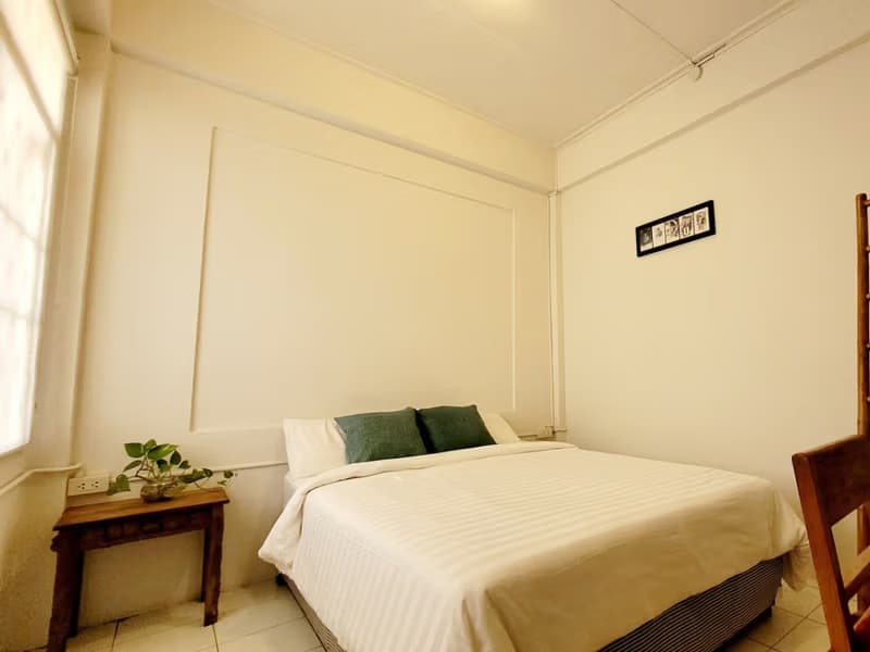 5 Bed House for Rent in Mueang Chiang Mai