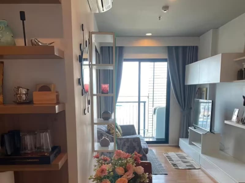 Condo for Rented at Blocs 77