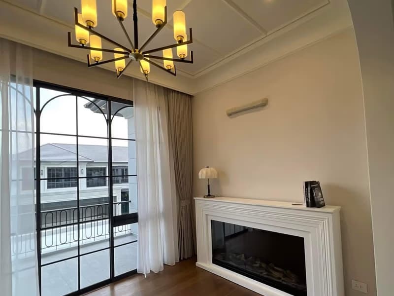 4 Bed House for Rent and Sale in Bang Kapi