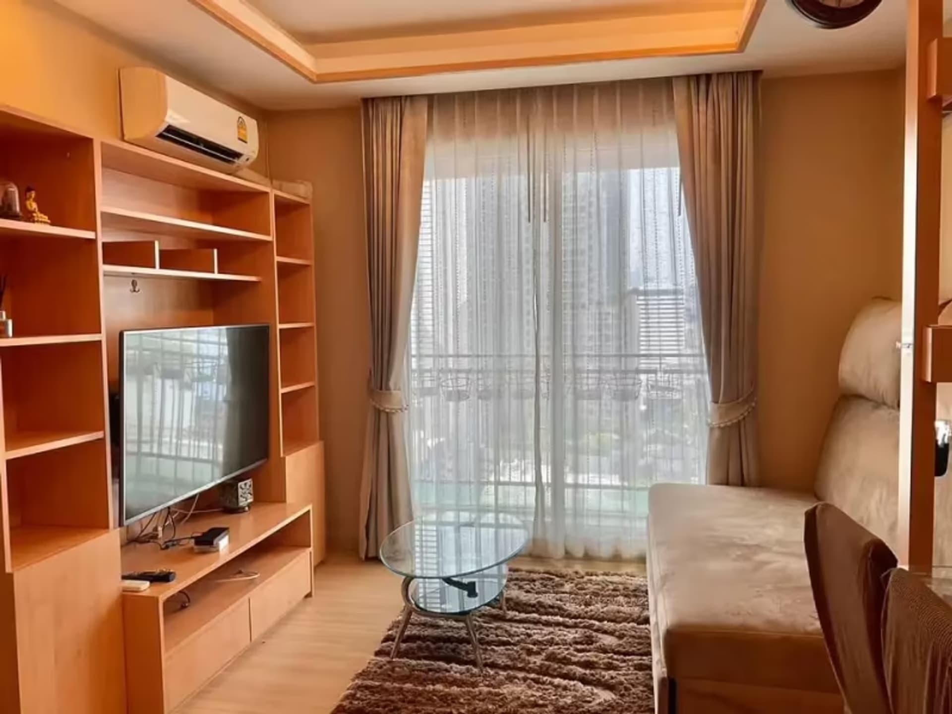 1 Bedroom Condo - Image 4