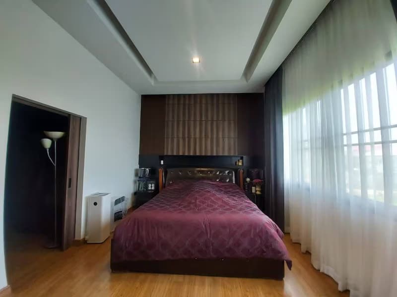 9 Bed House for Sale in Mueang Chiang Mai