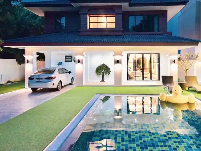 5 Bedroom House