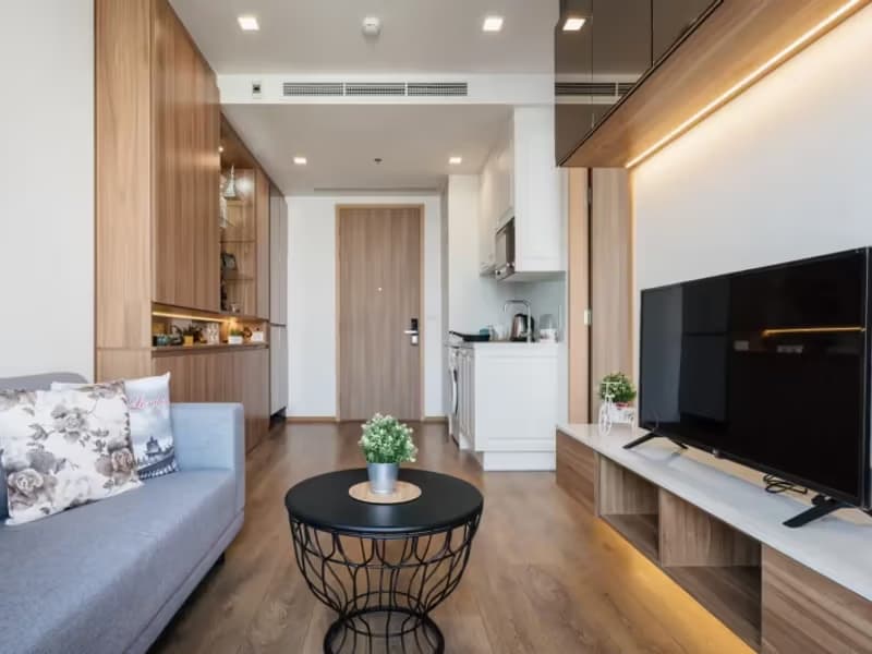 1 Bedroom Condo