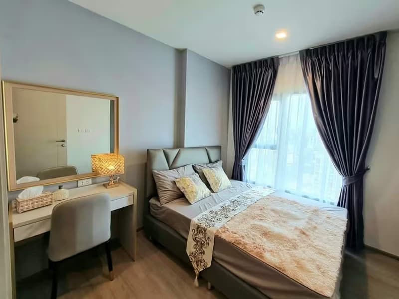 Condo for Rented at The Base Petchaburi-Thonglor