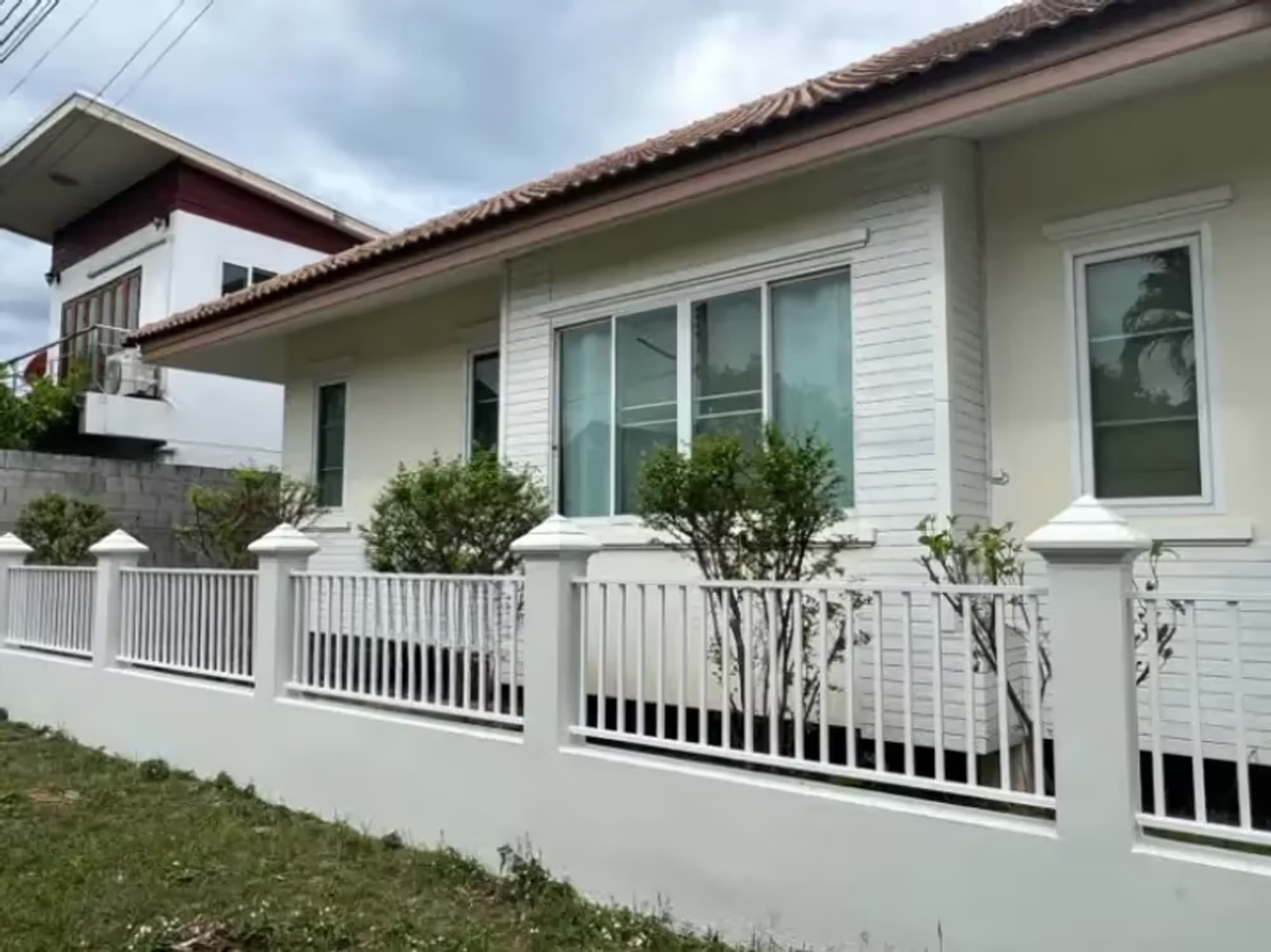 3 Bedroom House - Image 3