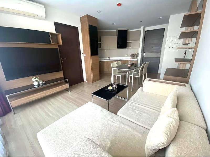 1 Bed Condo for Sale in Sathon